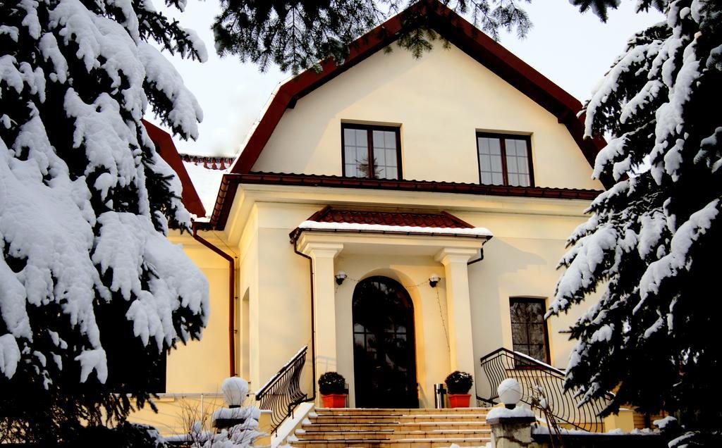 Hotel Jedlina Lublin Bagian luar foto