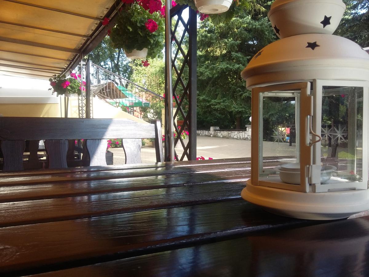 Hotel Jedlina Lublin Bagian luar foto