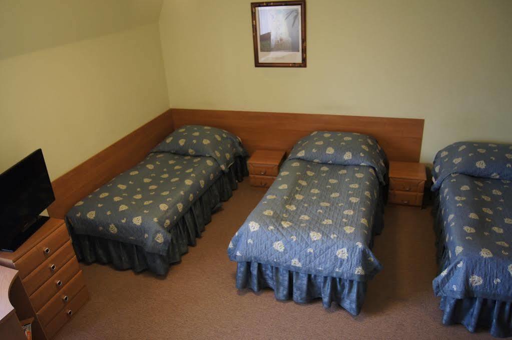 Hotel Jedlina Lublin Bagian luar foto